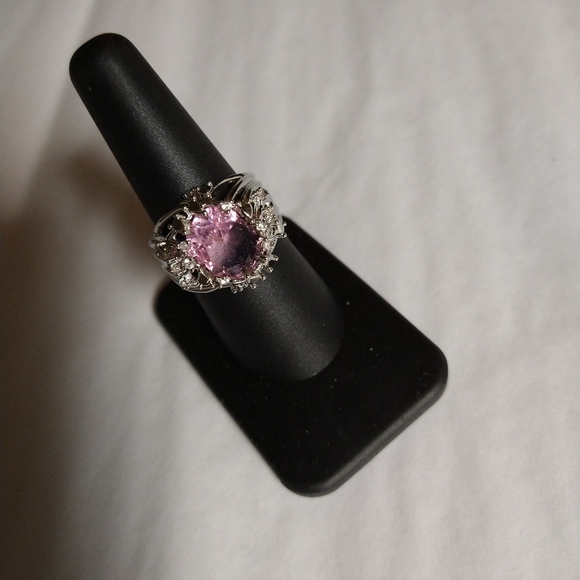 PINK GEMSTONE RING NWOT - Picture 5 of 6